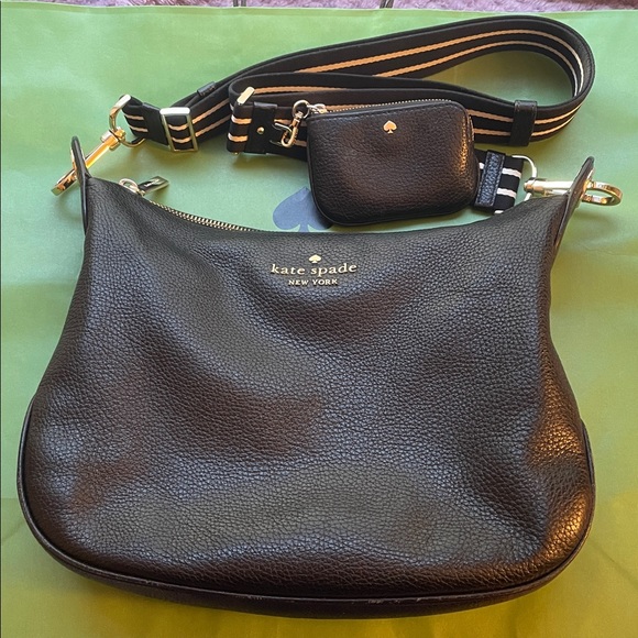 kate spade Handbags - Kate Spade Black “Rosie” Crossbody Bag